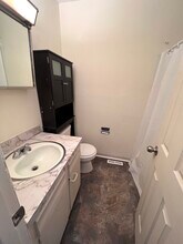 920 Vincent Ct, Unit 920 in Lansing, MI - Building Photo - Building Photo