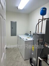 310 68th St SE in Charleston, WV - Building Photo - Building Photo