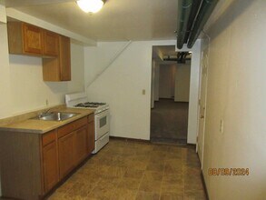 819 E Center St in Milwaukee, WI - Building Photo - Building Photo