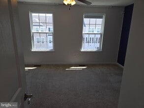8232 Heritage Crossing Ct in Manassas, VA - Building Photo - Building Photo