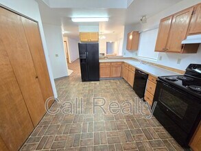 5205 S Smith Ct in Spokane, WA - Building Photo - Building Photo