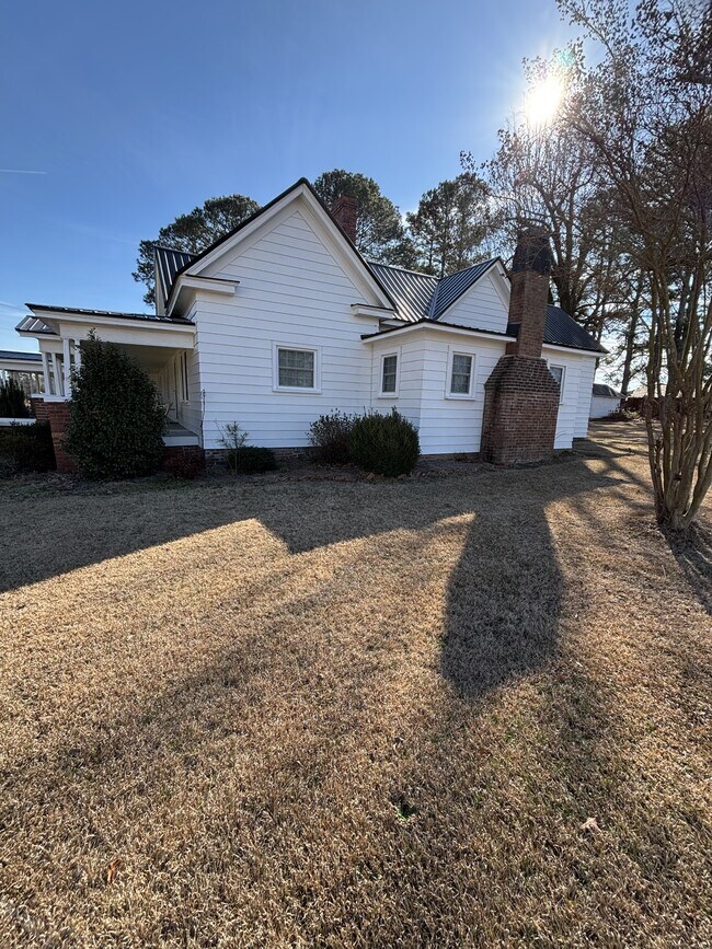 2115 Galilee Rd in Smithfield, NC - Building Photo - Building Photo