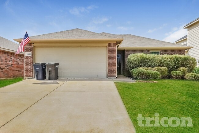 12216 Hunters Crossing Ln