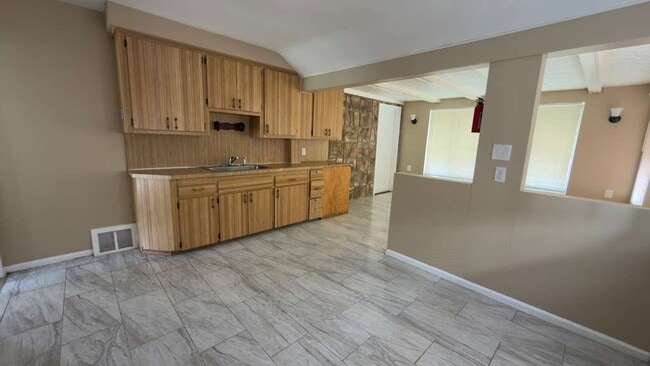 8661 Fielding St in Detroit, MI - Building Photo - Building Photo