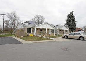 Oxford Square Apartments