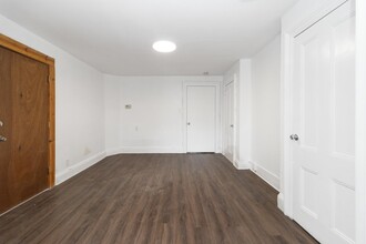 216 5th St-Unit -3 in Jersey City, NJ - Building Photo - Building Photo