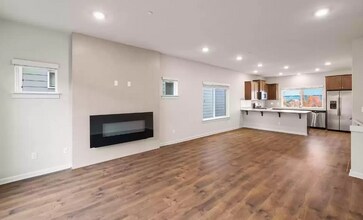 459 NE Patricia Ann Pl in Hillsboro, OR - Building Photo - Building Photo