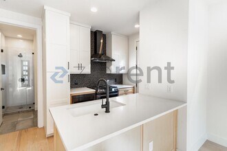 2916 E 13th St in Austin, TX - Foto de edificio - Building Photo