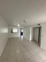 2930 SE 13th Ave in Homestead, FL - Building Photo