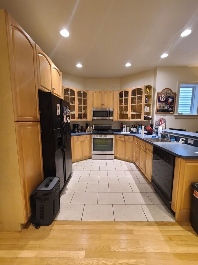 42 N St, Unit 1