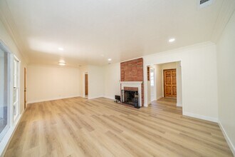 9676 Bolton Ave in Riverside, CA - Building Photo - Building Photo