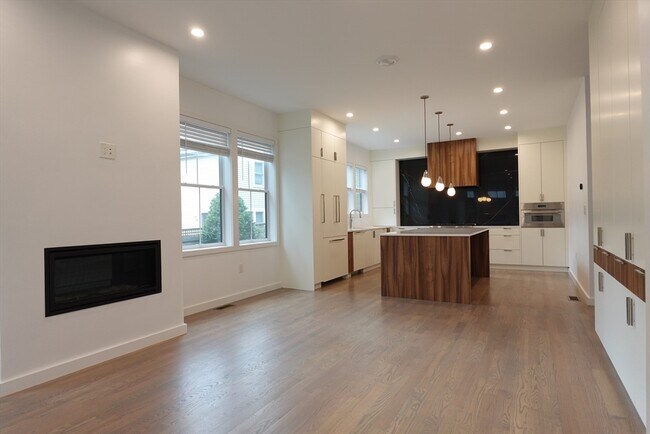70 Walker St in Newton, MA - Building Photo - Building Photo