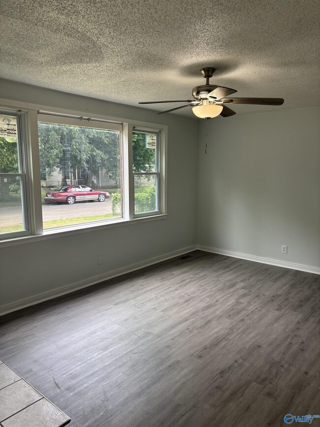 1019 Parklane St NW in Huntsville, AL - Building Photo - Building Photo