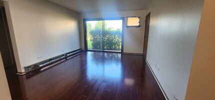 9290 Hamilton Ct in Des Plaines, IL - Building Photo - Building Photo