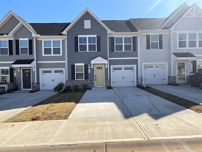 property at 710 Cresslyn Ct