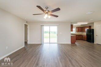 6600 Wirevine Dr in Brooksville, FL - Foto de edificio - Building Photo
