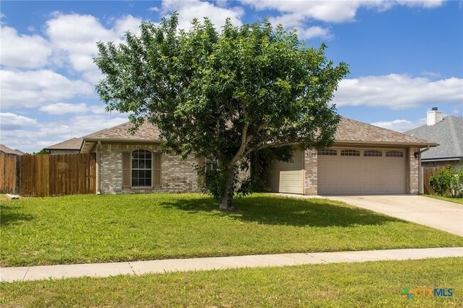 property at 4507 Aspen Dr