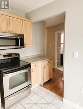 101 Connaught Ave S in Hamilton, ON - Building Photo - Building Photo