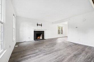 6101 Highcastle Ct in Raleigh, NC - Foto de edificio - Building Photo