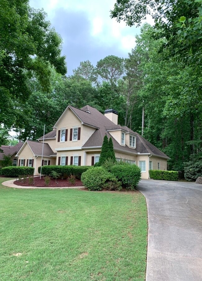 80 Preswick Park Dr in Newnan, GA - Building Photo - Building Photo