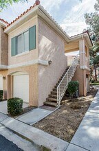 251 S Green Valley Pkwy in Henderson, NV - Building Photo - Building Photo