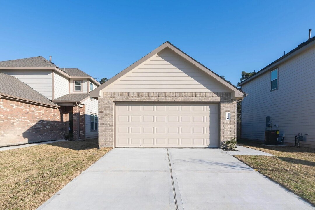 17430 Linthorne St in Atascocita, TX - Building Photo