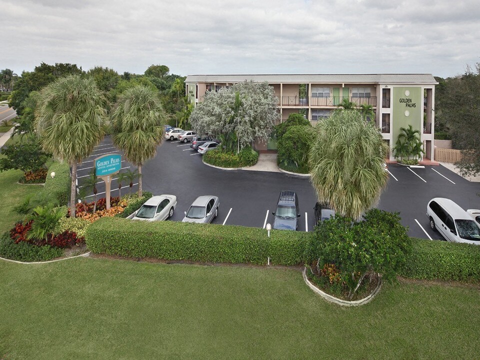 Golden Palms in Boca Raton, FL - Foto de edificio