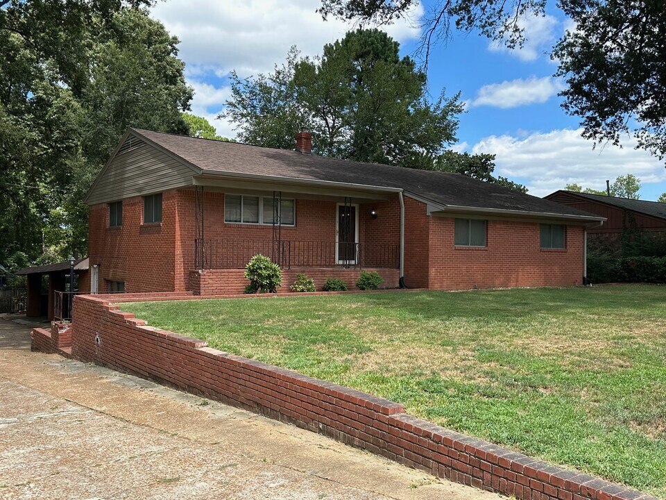 5538 Rich Rd in Memphis, TN - Building Photo