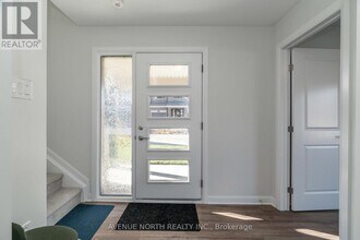 258 Elsie MacGill Walk in Ottawa, ON - Building Photo - Building Photo