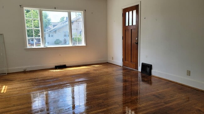 658 S Rockhill Ave in Alliance, OH - Building Photo - Building Photo