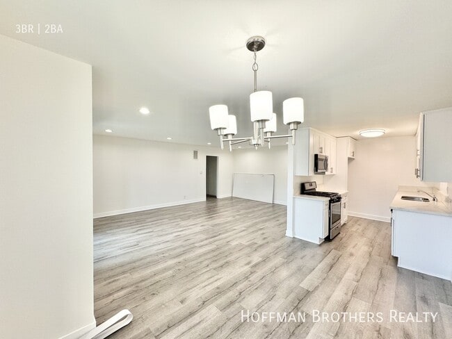 5415 Newcastle Ave, Unit 41