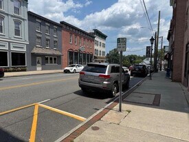 67 Main St in Walden, NY - Building Photo