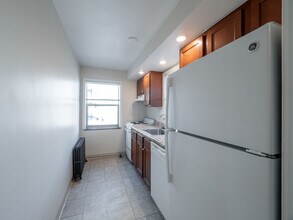 Tiffany Apartments in Pittsburgh, PA - Building Photo - Building Photo