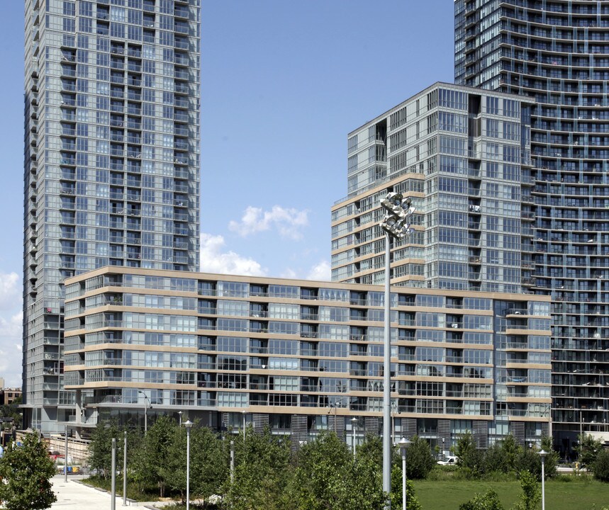 Parade Condo II in Toronto, ON - Building Photo