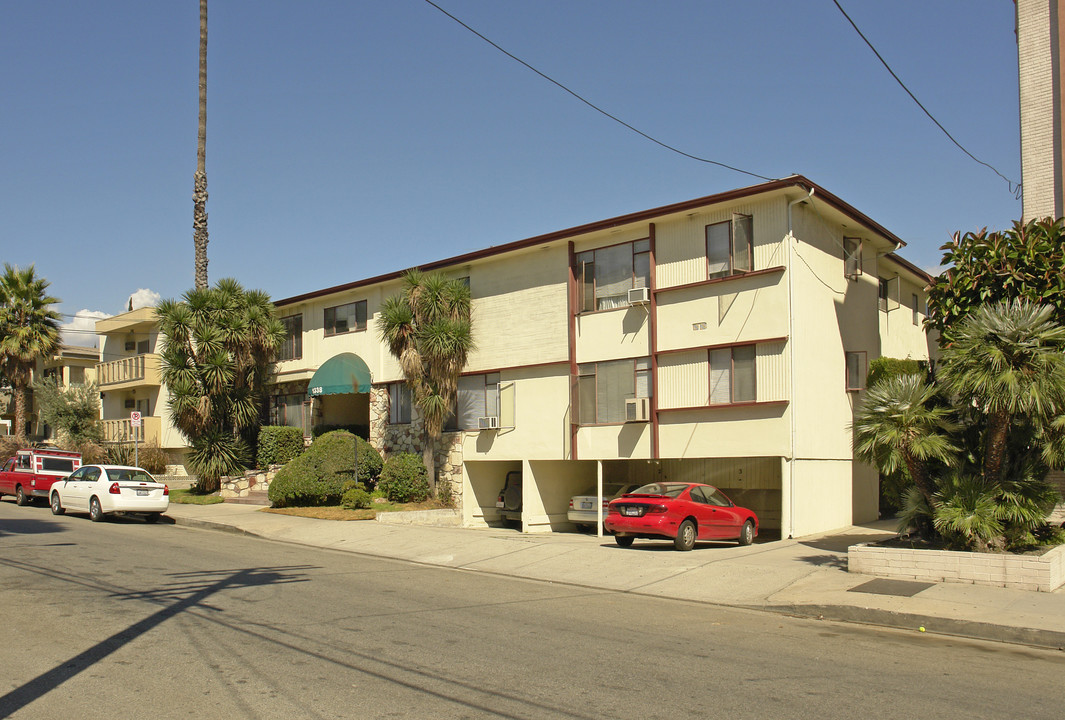 1318 N Vista St in Los Angeles, CA - Building Photo