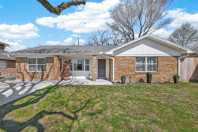 property at 339 E Delz Dr