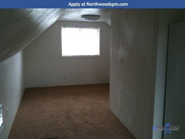 1097 Beatty St in Medford, OR - Foto de edificio - Building Photo