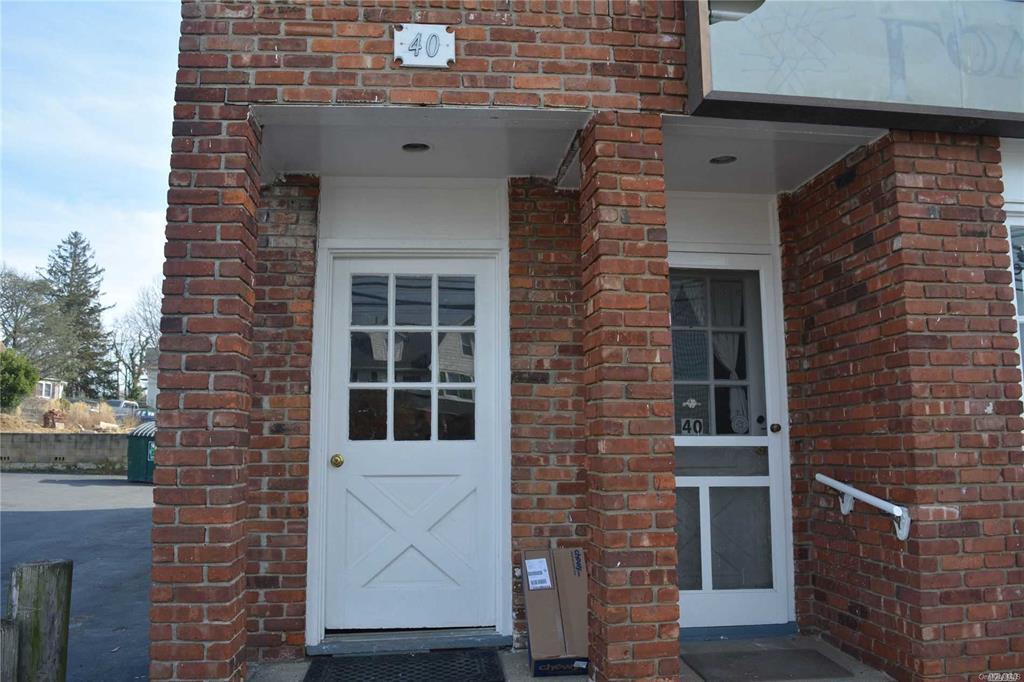 40 Bayville Ave-Unit -C in Bayville, NY - Building Photo