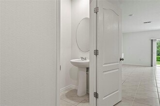 1773 Rock Elm Rd in Davenport, FL - Building Photo - Building Photo