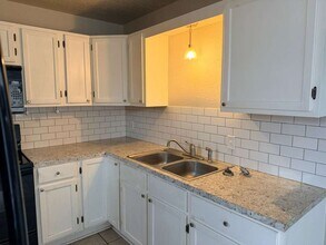 435 S Beech St in Kountze, TX - Building Photo - Building Photo