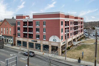 40 Peconic Ave in Riverhead, NY - Building Photo - Primary Photo