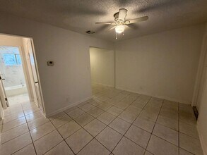 161 NW 43rd Ct in Oakland Park, FL - Building Photo - Building Photo