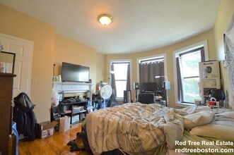 17 Highgate St in Boston, MA - Foto de edificio - Building Photo