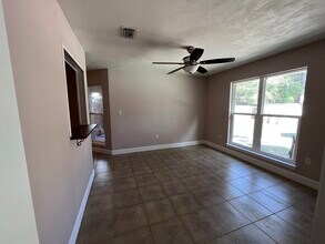 540 E Timberlake Dr in Mary Esther, FL - Building Photo - Building Photo