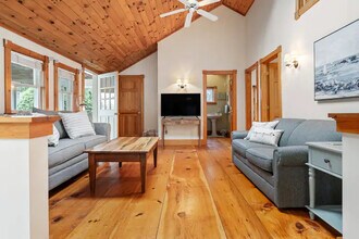 13 Black Boar Dr in Ogunquit, ME - Building Photo - Building Photo