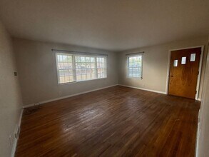 4208 W St Louis St in Rapid City, SD - Building Photo - Building Photo