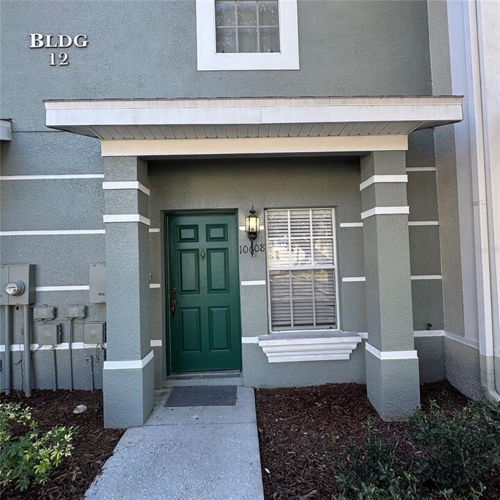 10608 Savannah Wood Ct in Orlando, FL - Building Photo