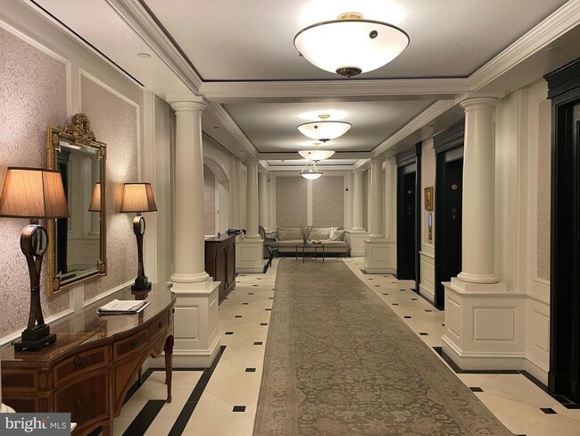 property at 801 Pennsylvania Ave NW