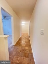 125 Talbott St in Rockville, MD - Building Photo - Building Photo