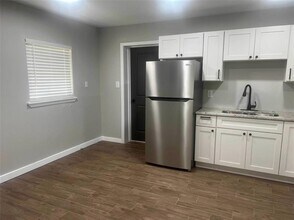 305 N Moss St in Leesburg, FL - Building Photo - Building Photo